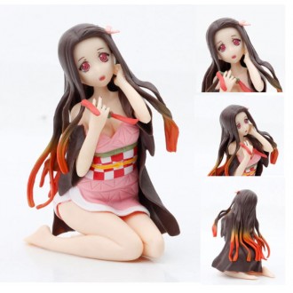 Kamado Nezuko Sentada...
