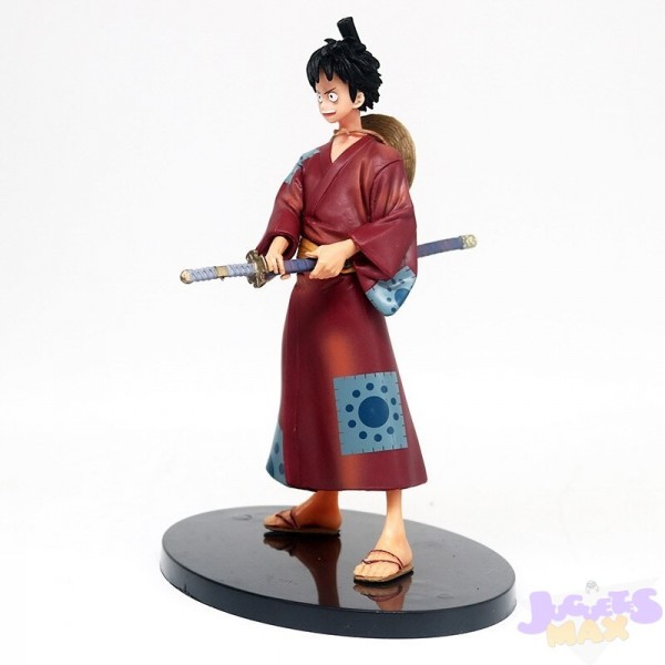 Figura de Luffy con Kimono y Espada...