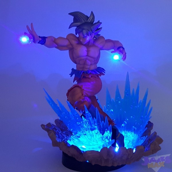 ‍Goku Ultra instinto LED Epica Figura de Acción Dragon Ball Super